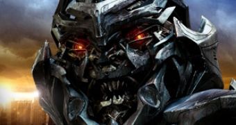 Hugo Weaving said voicing Megatron in Michael Bay’s “Transformers” was “pathetic,” “just a check”