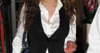 La Toya Jackson claims she keeps in touch with late brother Michael with the help of his macaw