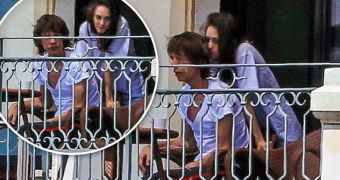 Mick Jagger is revealed to have shacked up with his mystery brunette while L'Wren Scott was still alive