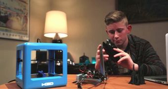 Micro 3D printer