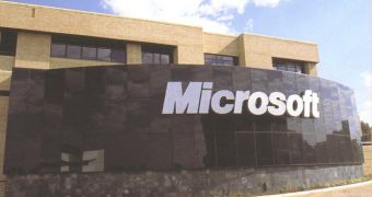 Microsoft currently has 6,000 job openings