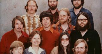 Front row (left to right): Bill Gates, Andrea Lewis, Marla Wood, and Paul Allen. Middle row: Bob O'Rear, Bob Greenberg, Marc McDonald, and Gordon Letwin. Back row: Steve Wood, Bob Wallace, and Jim Lane
