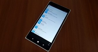 Cortana's Notebook on Windows 10 Mobile