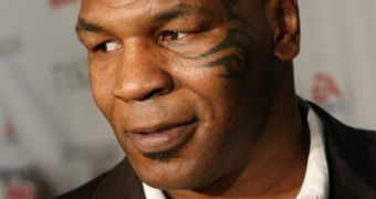 Mike Tyson and girlfriend Lakiha Spicer have reportedly tied the knot in intimate Las Vegas ceremony