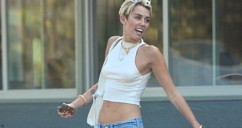 Miley Cirus steps out in California