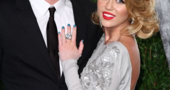 It's official: Miley Cyrus and Liam Hemsworth are engaged