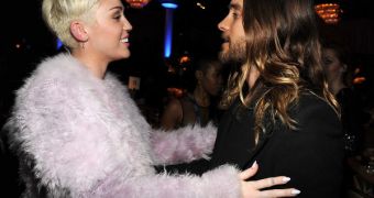 Miley Cyrus and Jared Leto share a secret "no strings attached" relationship