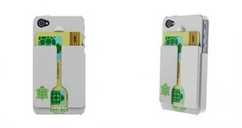 Minimalist 4 iPhone 4 Case from TRTL BOT Doubles As Money Holder