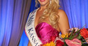 Theresa Vail is running for Miss America, is first beauty queen to not hide her tattoos
