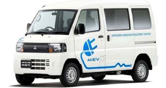 Mitsubishi Designs All-Electric Truck for Farmers