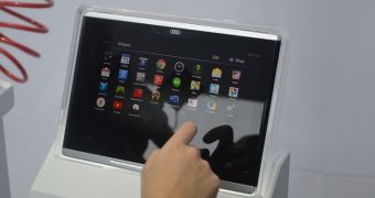 Mobile Audi Smart Display tablet is announced at CES 2014