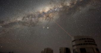 New model predicts how stars move at the center of the Milky Way
