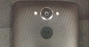 Motorola DROID Turbo (back side)