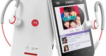 Motorola MOTOSMART MIX XT550 Android Phone Gets Launched in China