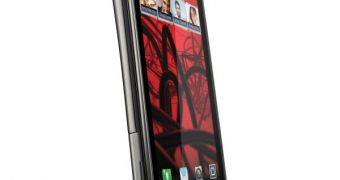 Motorola RAZR MAXX Arrives in South Africa, Priced at 800 USD (640 EUR)