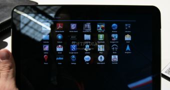 Motorola XOOM will rival iPad 3G