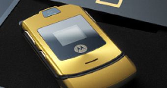 Motorola and D&G Are Going for Gold