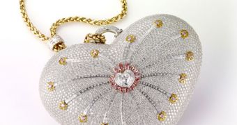 House of Mouawad unveils record-breaking clutch: the 1001 Nights Diamond Purse, valued at £2.35 million