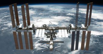 NASA considers the possibility of sending astronauts in space to fix the ISS cooling system