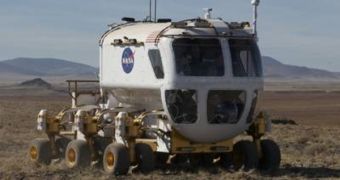 A photo of the new moon rover prototype, taken in the deserts of Arizona