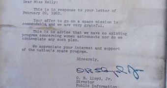 NASA rejects women in letter