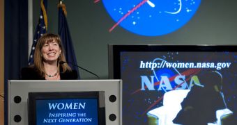 Lori Garver spoke at the International Symposium for Personal and Commercial Spaceflight on October 21, 2011