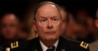 NSA Chief Booed During Hacker Conference Speech