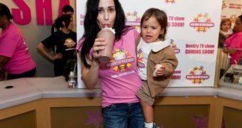 Octomom Nadya Suleman becomes target of death threats after word gets out she's back on welfare