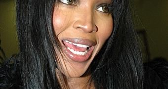 Naomi Campbell will not answer question about blood diamond present, smashes television camera because of it