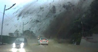 A mudslide in Badouzi is caught on camera