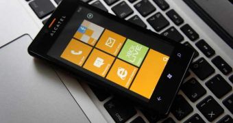 Alcatel One Touch View (Windows Phone 7.8)