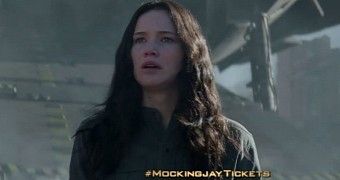 Katniss Everdeen returns home to find nothing but ruins in new “Hunger Games: Mockingjay Part 1” trailer