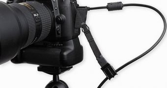 New JerkStopper Tethering Kit Keeps Your DSLR, Computer and Cables Safe