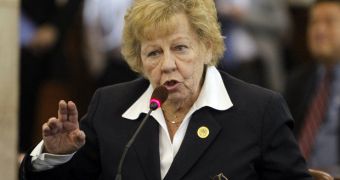 Sen. Loretta Weinberg may be one of the lawmakers asking for guns to be pulled off the streets in a recording captured during a Senate hearing