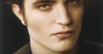“New Moon” tickets available online have already sold out, report says