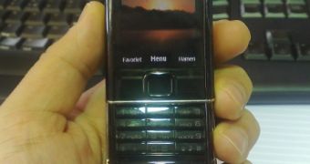 Nokia 8900