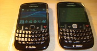 BlackBerry Curve 8520 with T-Mobile branding