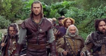 Chris Hemsworth leads the Dwarves into battle in new “Snow White” promo pic