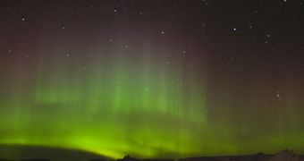 New solar flare,on August 7, will cause beautiful Northern Lights displays on Monday and Tuesday