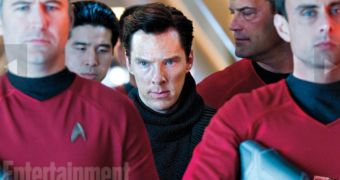 New “Star Trek Into Darkness” Photos: Benedict Cumberbatch Does the Fierce Gaze
