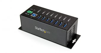 New USB 3.0 Hub Adds Seven Ports to Any PC