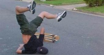 Skateboard fail