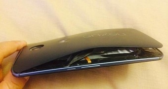 Nexus 6 gets all swelled up