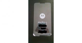 Moto S screen protector