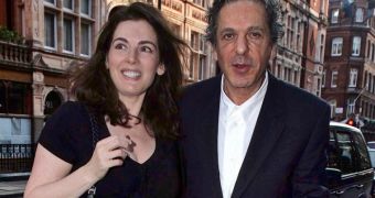 Nigella Lawson’s Husband Says He Was Wiping Her Nose in New Abuse Photos