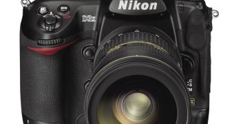 Nikon D3X - front view