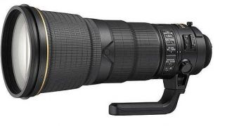 Nikon outs new lens for professional photographers