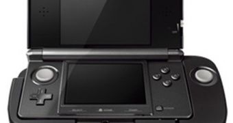 The new Nintendo 3DS circlepad add-on