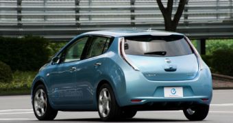 Nissan LEAF aims to set new world record for driving in reverse