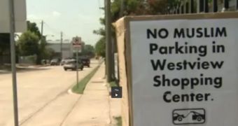 Parking signs ban Muslims